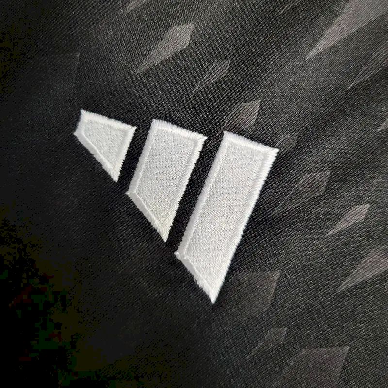 Men's Atlético Mineiro 2023/24 Goalkeeper Boutique Jersey