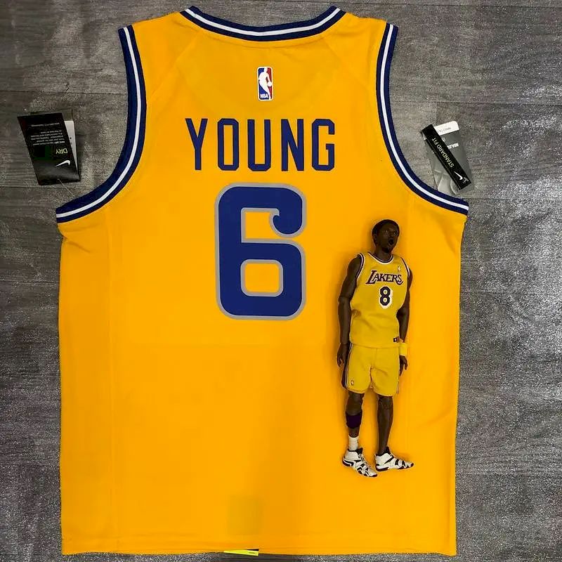 Camisa amarela masculina Nick Young versão jogador – Edição clássica