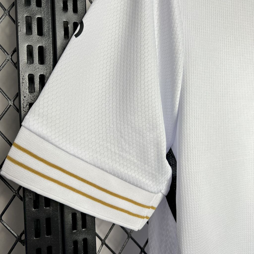 Vitória de Guimarães 2024/25 Home Jersey