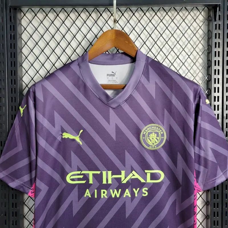 Men's Manchester City 2023/24 Goalkeeper Jersey