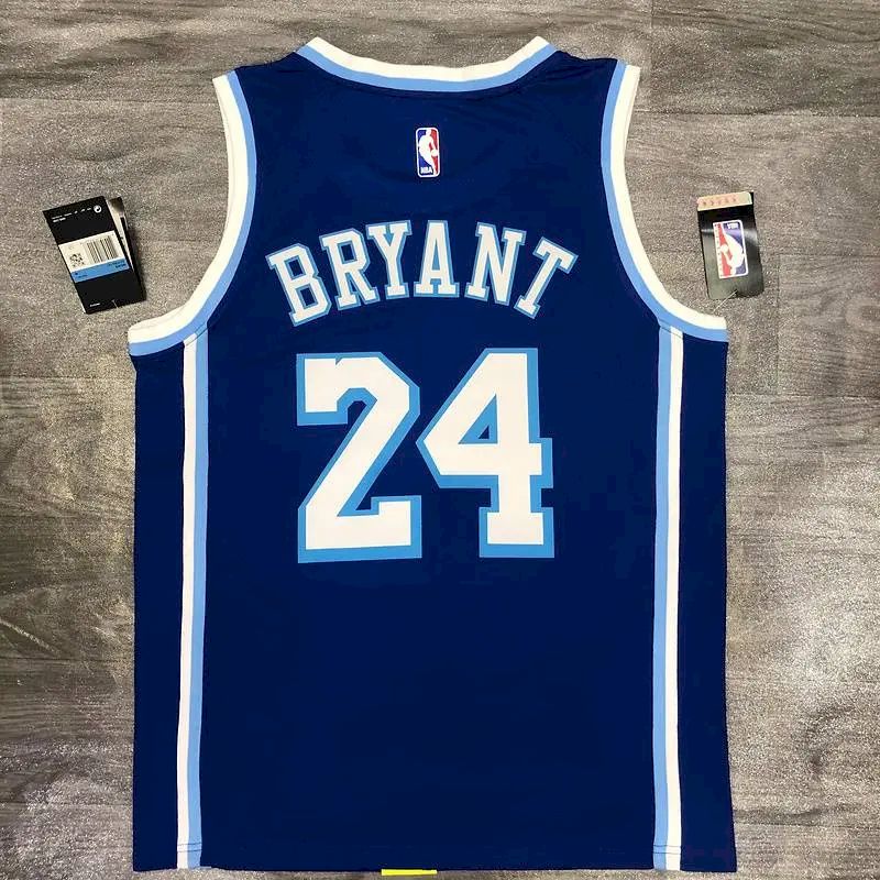 Camisa azul masculina Kobe Bryant versão jogador – Edição clássica retrô