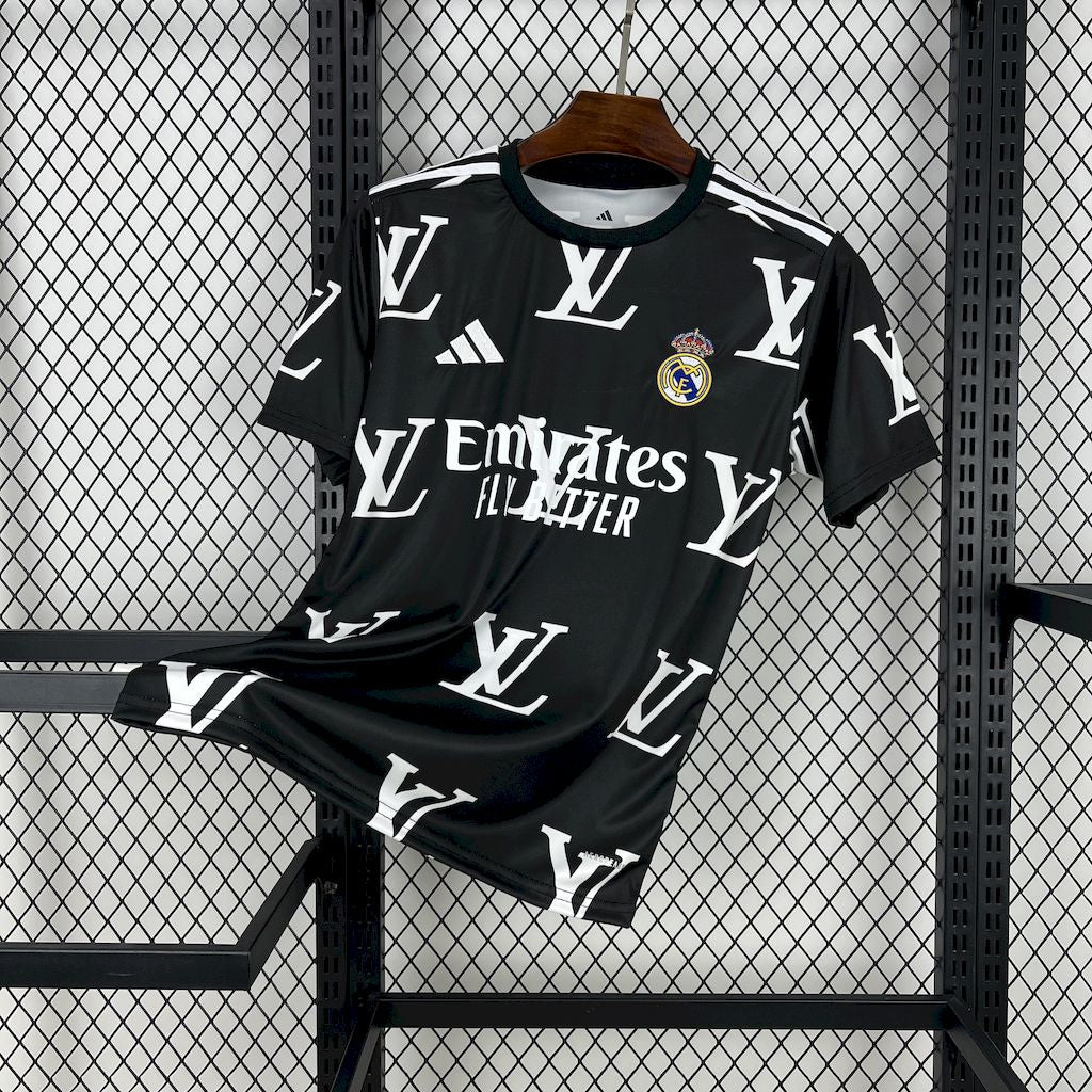 Camisa Louis Vuitton Joint Edition Preta do Real Madrid 2025/26