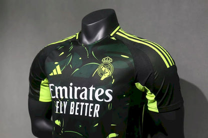Real Madrid 2024/25 Teenage Mutant Ninja Turtles Edition Versão Jogador