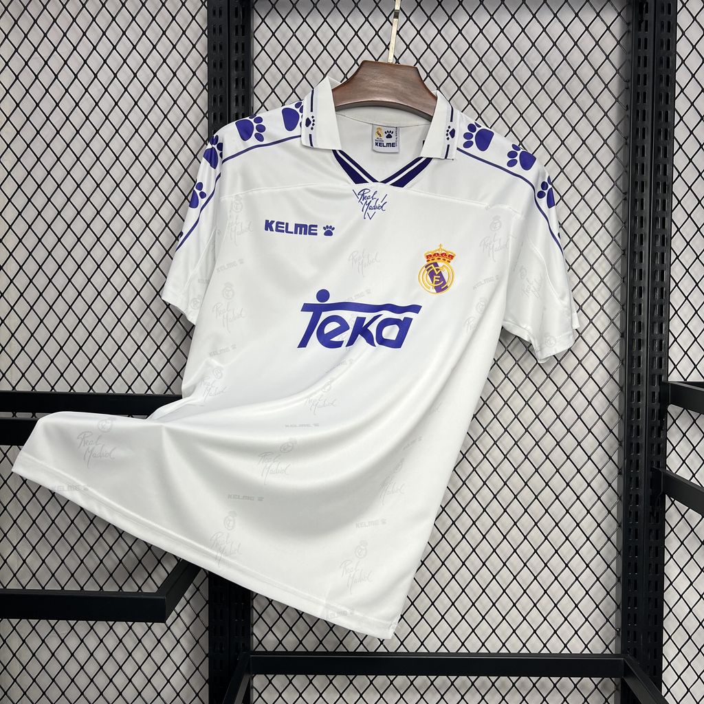 Camisa retrô do Real Madrid 1994/96