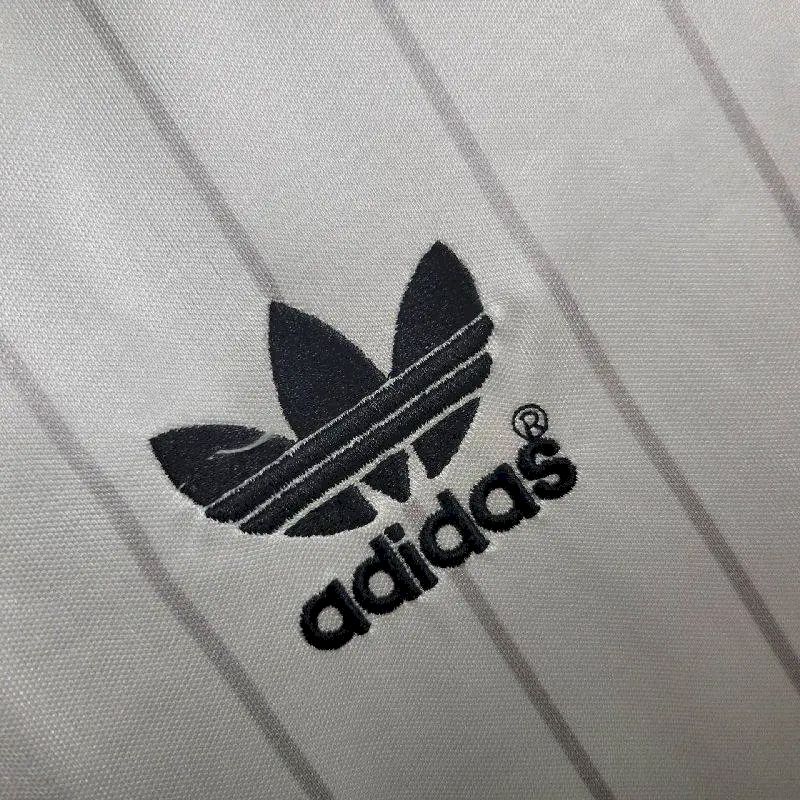 Camisa retrô reserva do Manchester United 1983/84