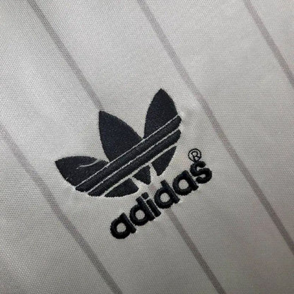 Camisa retrô reserva do Manchester United 1983/84