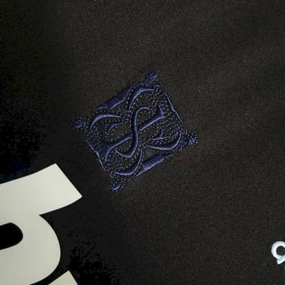 Camisa retrô reserva do Real Madrid 2009/10