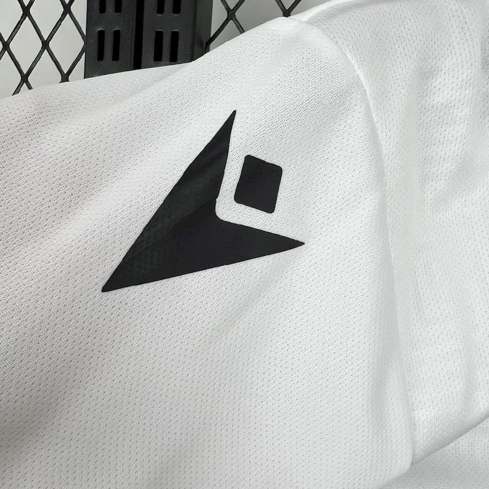 Vitória de Guimarães 2024/25 Home Kids Kit