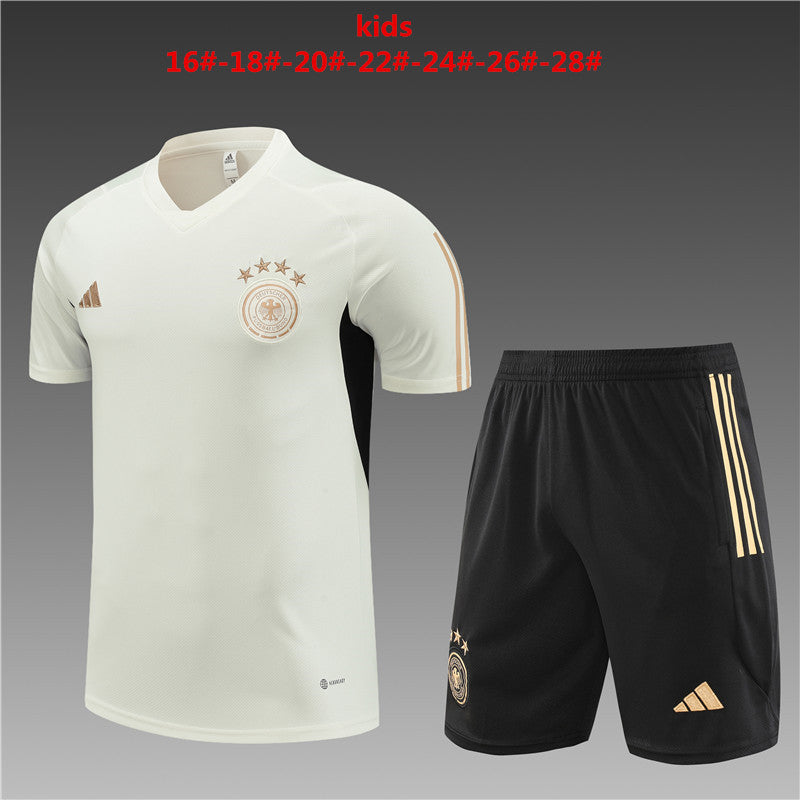 Camisa e short infantil de treino da Alemanha 2024/25 14001