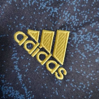 Camisa retrô reserva do Real Madrid 2019/20