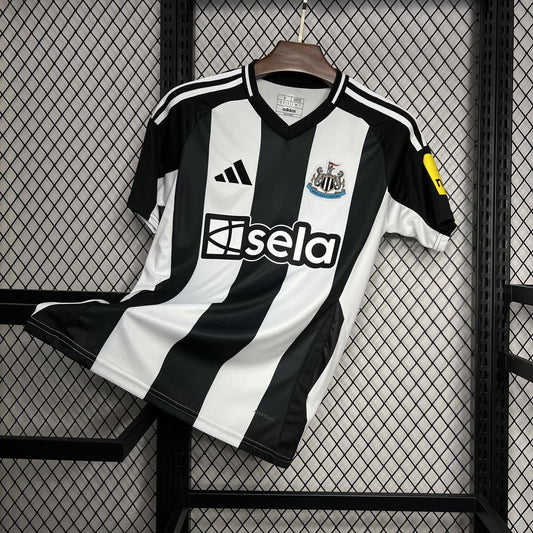 Men's Newcastle United 2024/25 Home Jersey