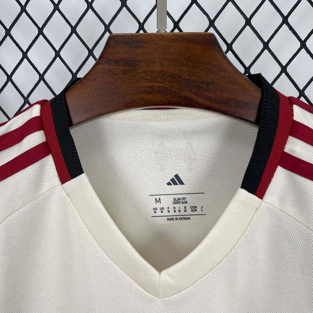 Men's Liverpool 2025/26 Away Jersey
