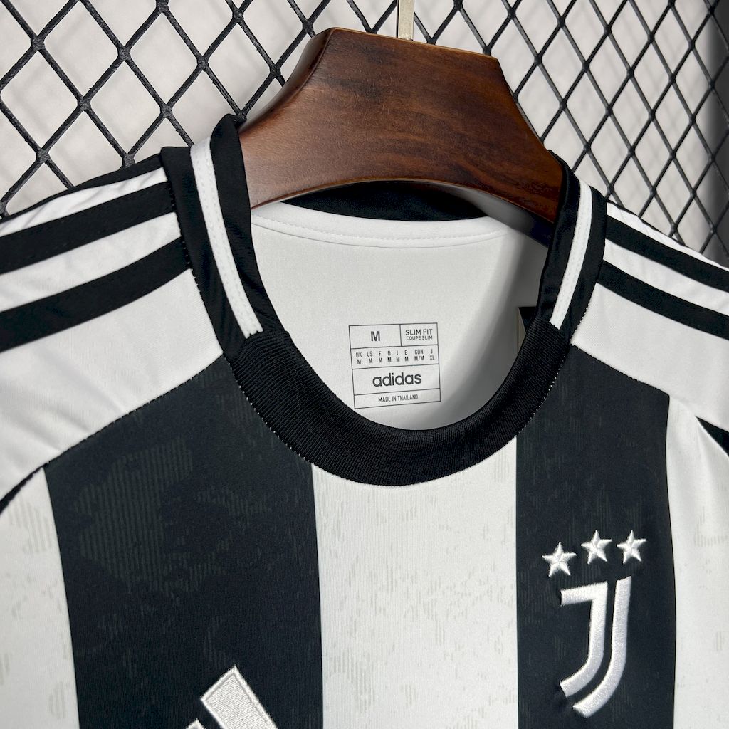 Juventus 2024/25 Home Jersey