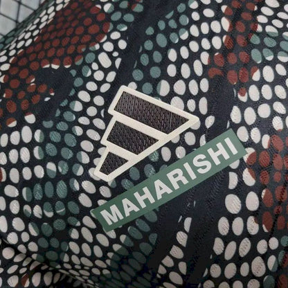 Camisa Maharishi do Arsenal 2023/24, versão de jogador