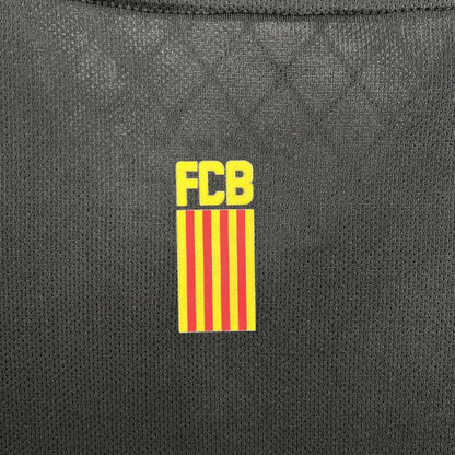 Terceira camisa retrô do Barcelona 2011/12