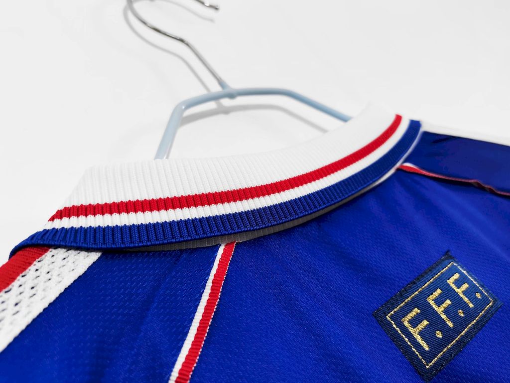 Camisa retrô da França para a Copa do Mundo de 1998