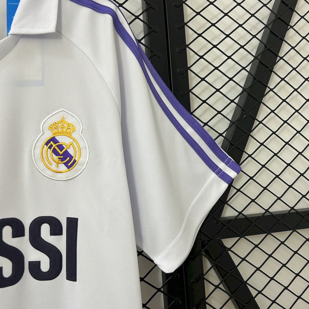 Camisa retrô do Real Madrid 1984/85
