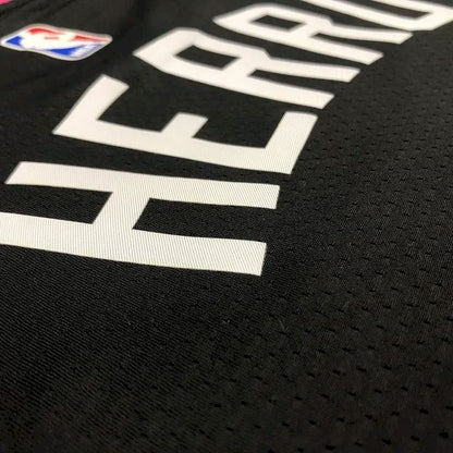 Camisa Tyler Herro Preta Masculina Versão Jogador – Edição Clássica Retro