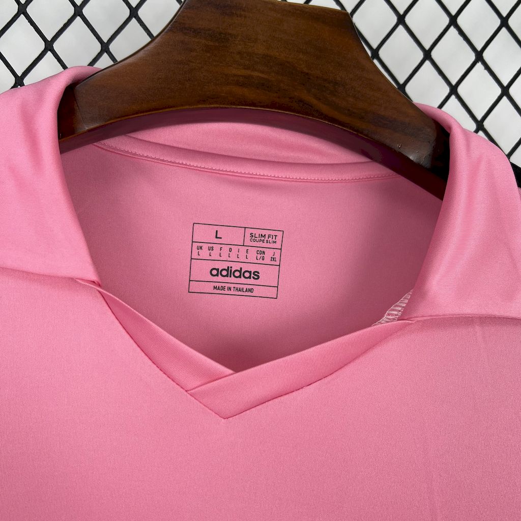 Camisa Rosa Edição Especial do Real Madrid 2025/26