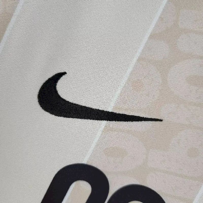 Camisa retrô do Corinthians aniversário de 2010