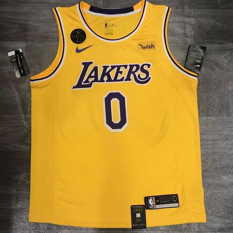 Camisa Masculina Kyle Kuzma Amarela Versão Jogador – Edição Clássica Retro