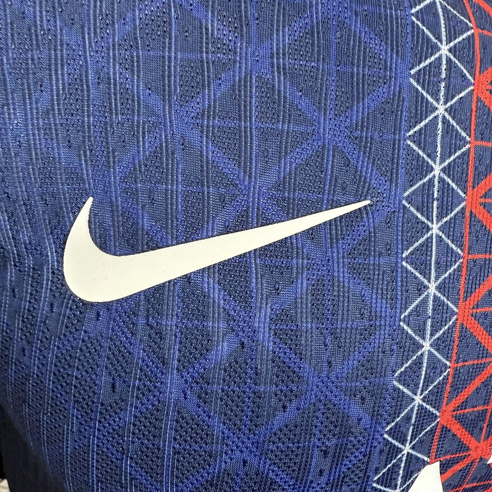 Paris Saint-Germain 2025/26 Home Long Sleeves Jersey Player Version