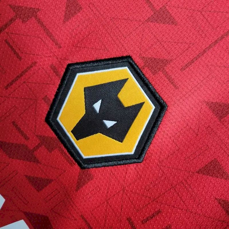Camisa reserva do Wolves 2023/24