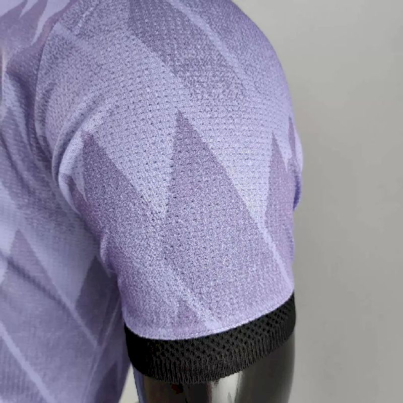 Camisa reserva do Real Madrid 2022/23, versão 2 do jogador