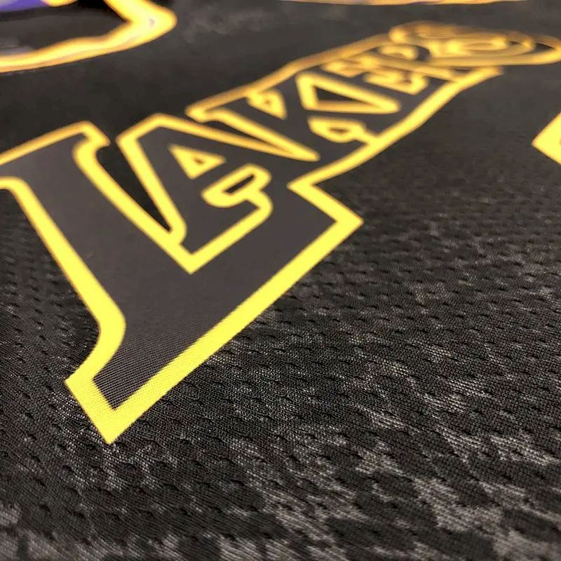 Camisa Kyle Kuzma Black Mamba versão jogador masculina