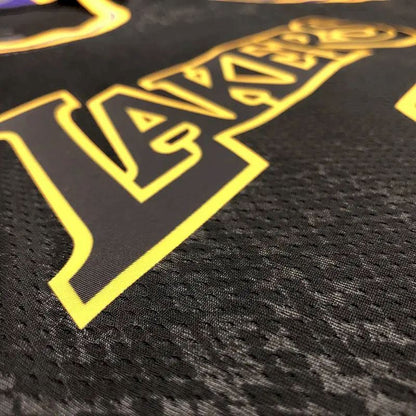 Camisa Kyle Kuzma Black Mamba versão jogador masculina