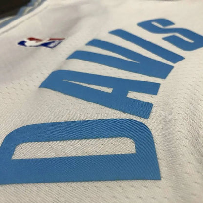 Camisa Anthony Davis Branca Versão Jogador Masculina – Edição Cidade