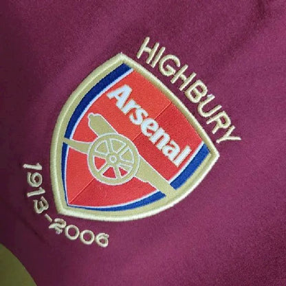 Camisa retrô do Arsenal 2005/06