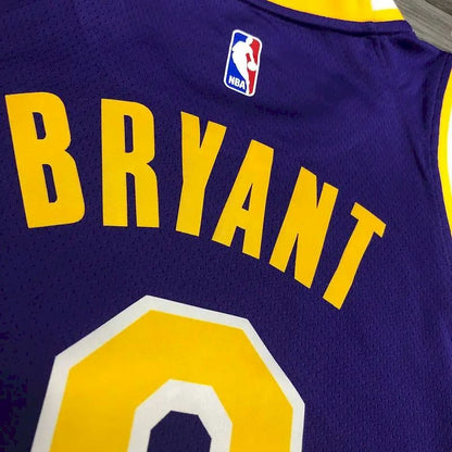 Camisa masculina Kobe Bryant 2020-21 roxa Swingman versão jogador – Edição Statement