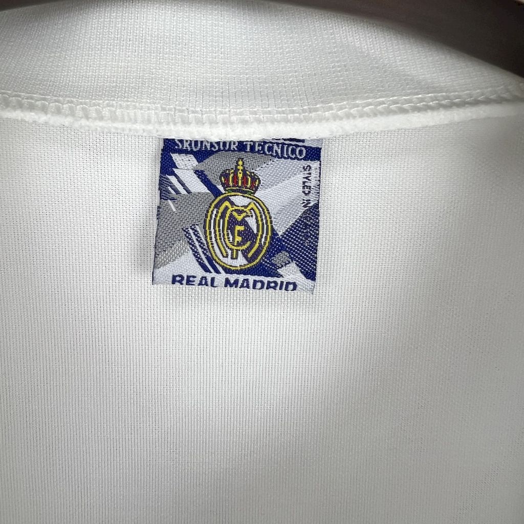 Camisa retrô do Real Madrid 1996/97