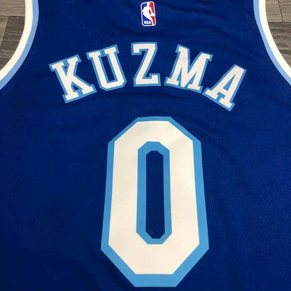 Camisa Kyle Kuzma Masculina Azul Versão Jogador – Edição Clássica Retro Conjunta