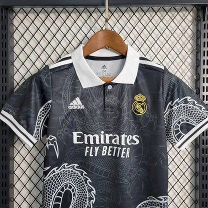 Kit Infantil Real Madrid 2022/23 Black Dragon Edition