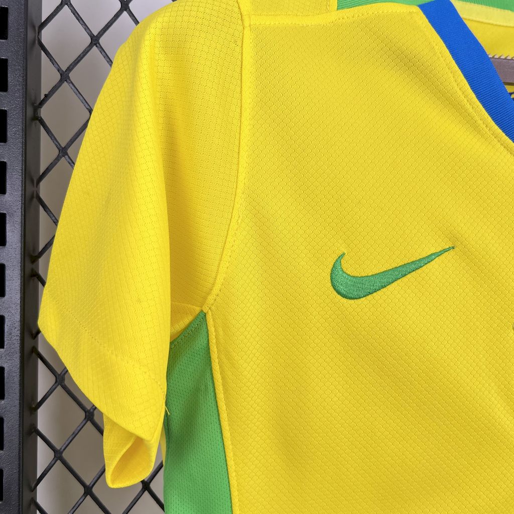 Camisa titular feminina do Brasil 2025/26