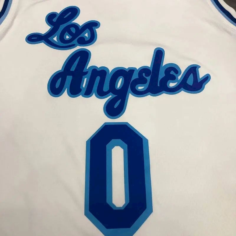 Camisa Kyle Kuzma Masculina Branca Versão Jogador – Edição Clássica Retro