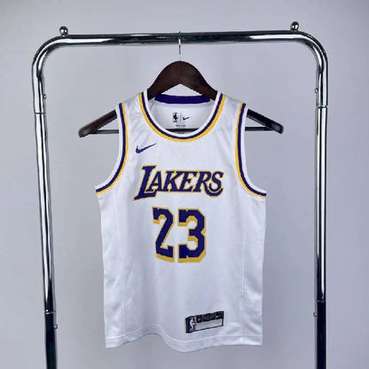 Camisa do time juvenil LeBron James White
