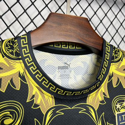 Italy 2022/23 Versace Co-Branded Edition Jersey-Gold