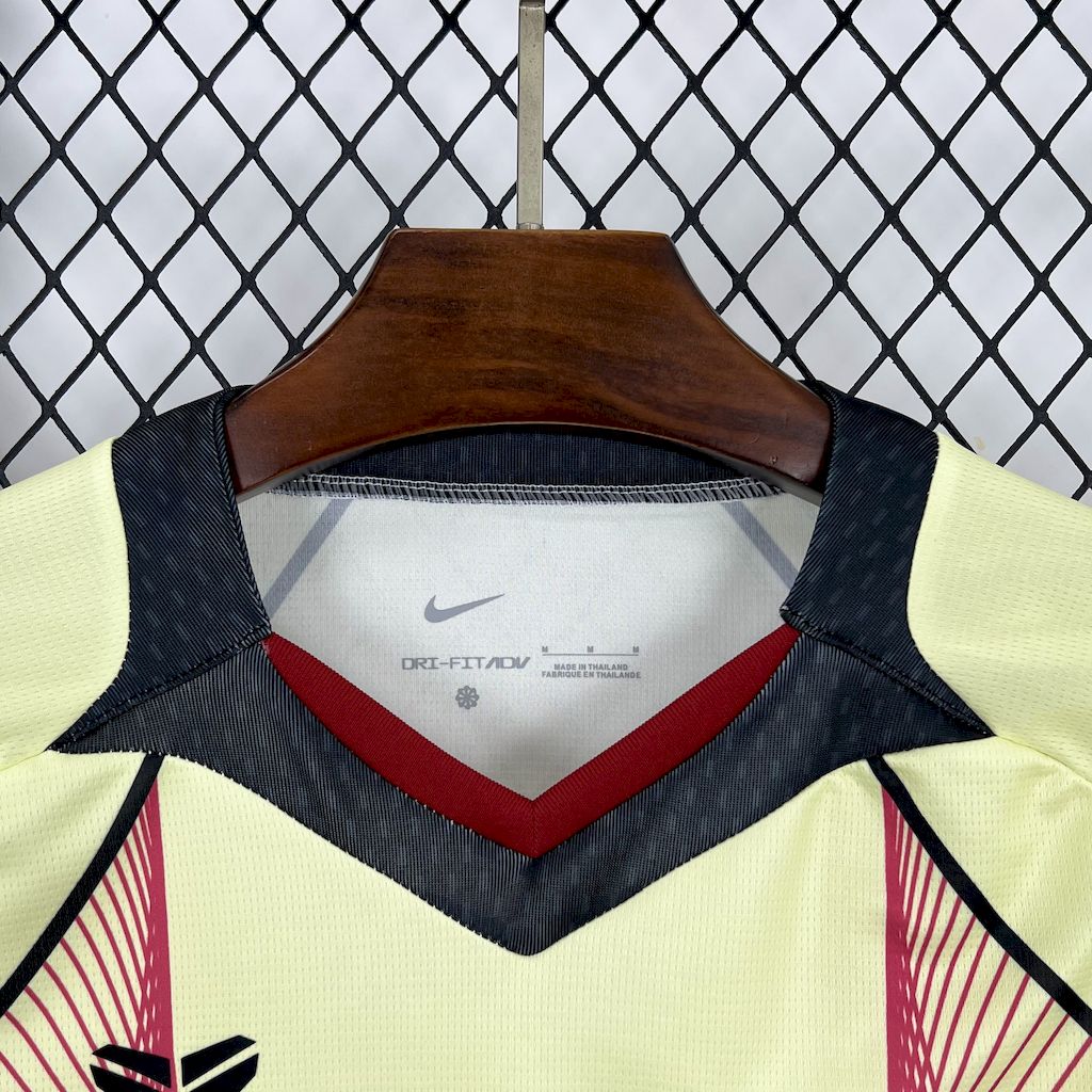 Camisa Barcelona 2025/26 amarela rosa edição especial (Com Liga dos Campeões)