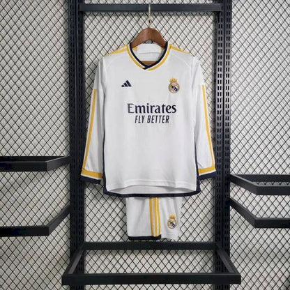 Kit infantil de manga comprida do Real Madrid 2023/24
