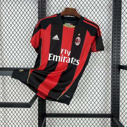 Camisa retrô do AC Milan 2010/11