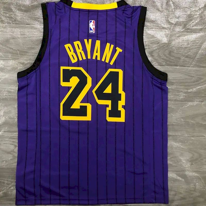 Camisa masculina Kobe Bryant 2018-19 roxa Swingman versão jogador – Edição City