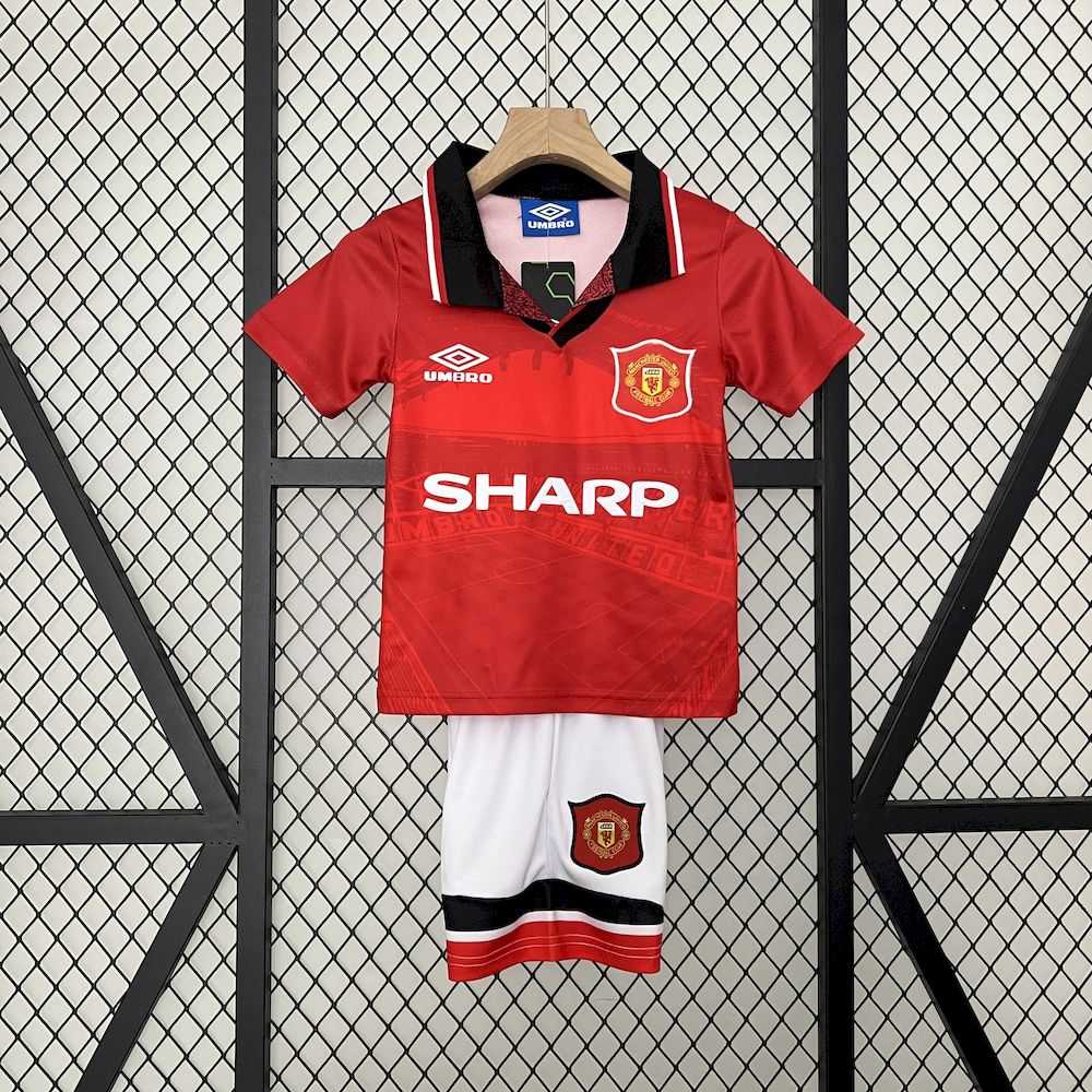 Camisa e shorts retrô infantil Manchester United 1994/96