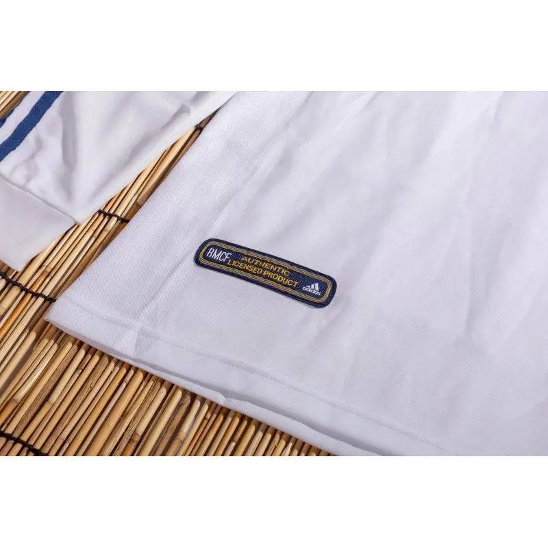 Camisa retrô de mangas compridas do Real Madrid 2001/02 Home