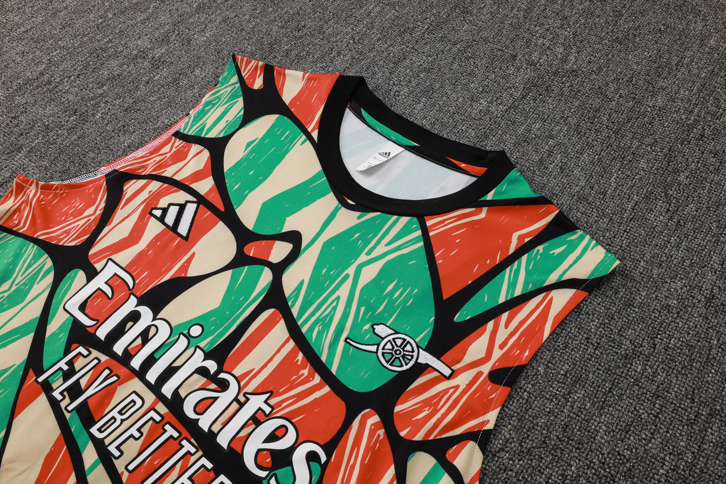 Camiseta regata e short adulto Arsenal 2024/25 815