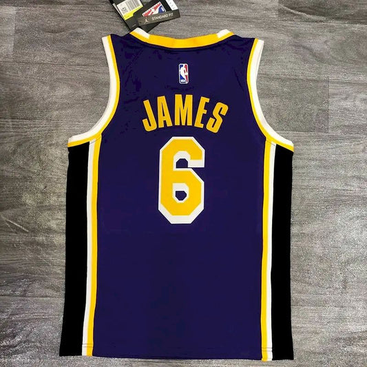 Camisa masculina LeBron James 2020-21 roxa Swingman versão jogador – Edição Statement