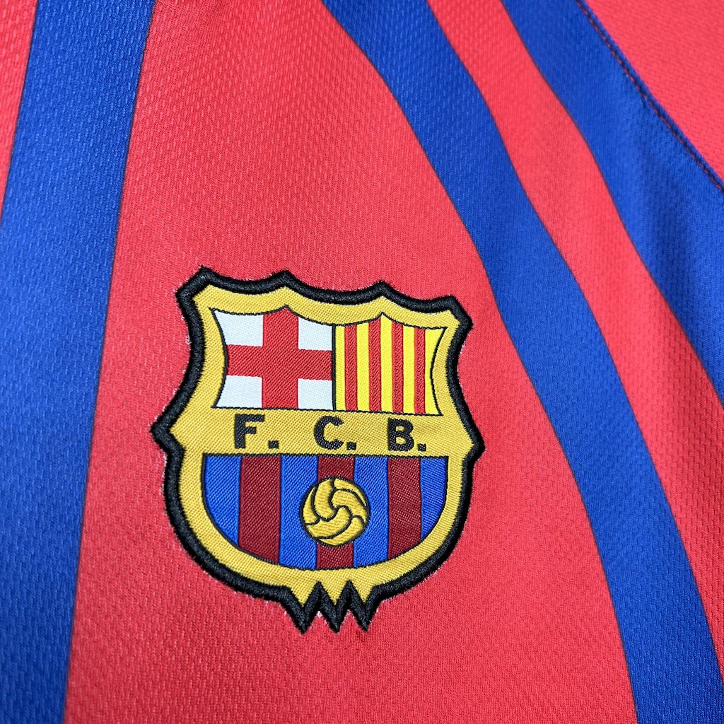Camisa retrô titular do Barcelona 1998/99