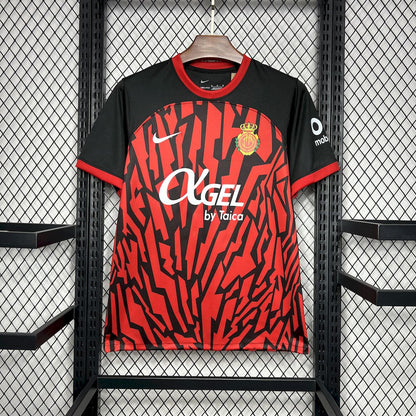 Camisa titular do Mallorca 2024/25